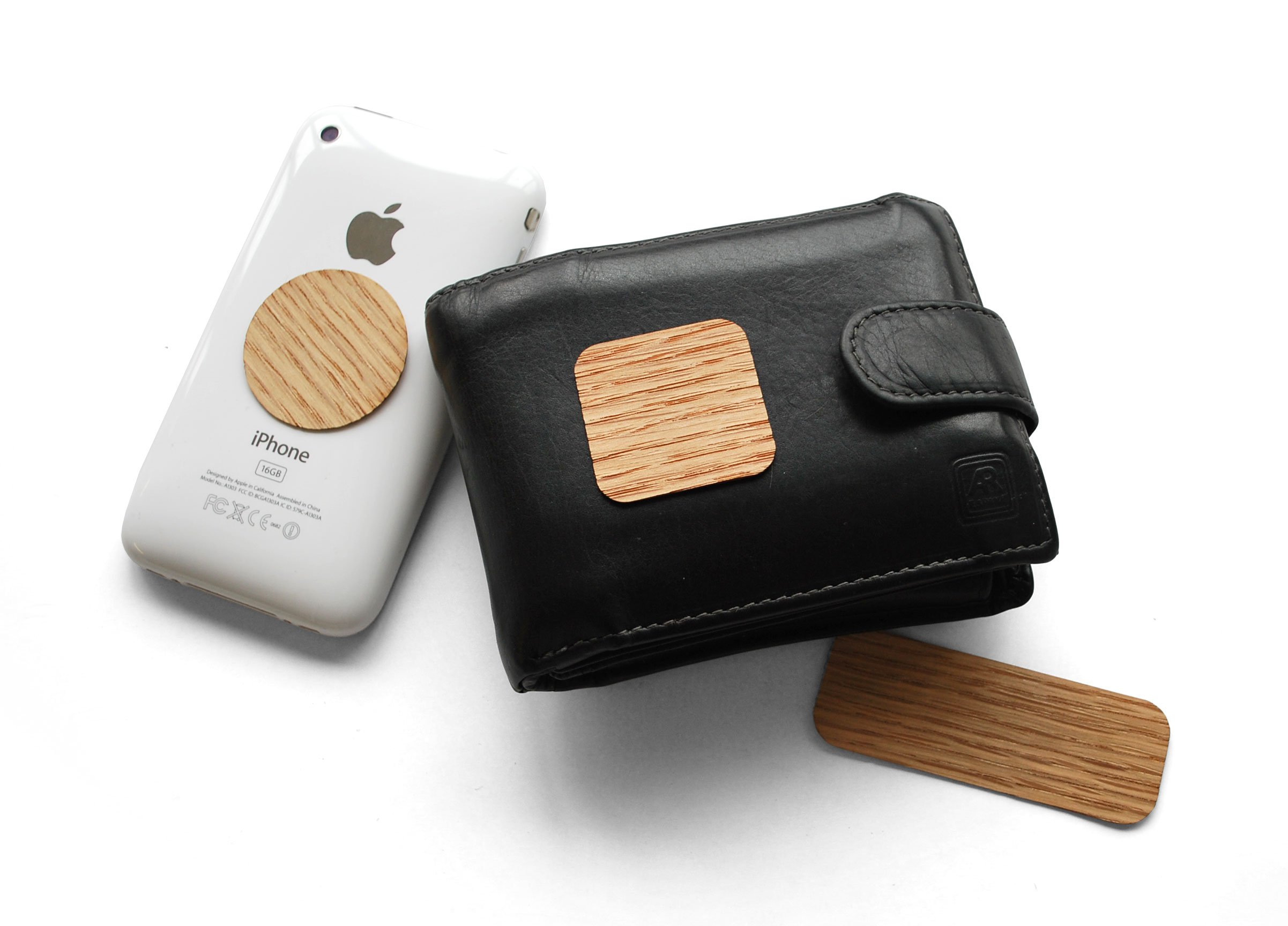 Touch Wood Content Gallery Portable, selfadhesive protection against