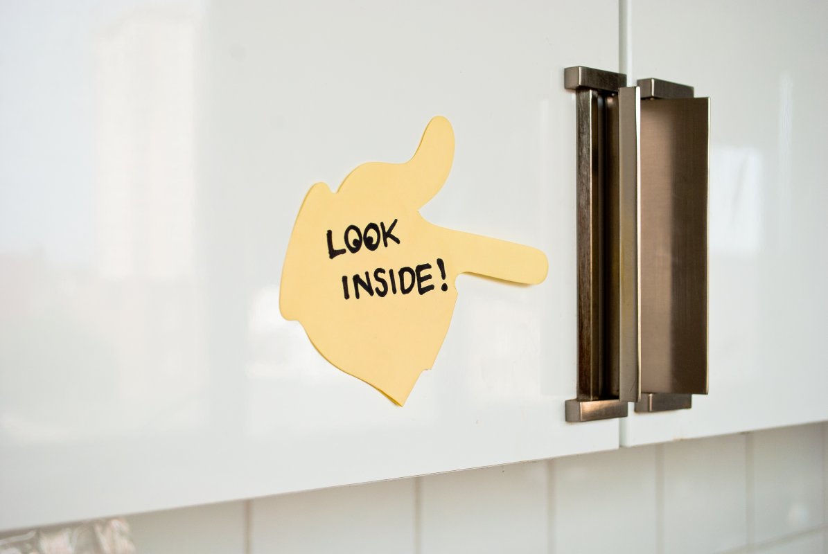<div class='lightboxCaption'>
<div style='color: #666; font-weight: bold;'>Handy Notes</div>
<div>
<div class='left'>
<a href='/binary_data/8719_handy-notes-look.jpg' target='_blank' style='color: #666; text-decoration: none;'>Download 597x400px</a><br />
<a href='/binary_data/8720_handy-notes-look.jpg' target='_blank' style='color: #666; text-decoration: none;'>Download 1195x800px</a><br />
<a href='/binary_data/8722_handy-notes-look.jpg' target='_blank' style='color: #666; text-decoration: none;'>Download 3872x2592px</a><br />
</div>
<div class='right'>
<div class='left hand' onclick='$j.fancybox.prev();'><img src='/webImages/fancybox/fancy_nav_left.png' width=30' height='30' border='0' /></div>
<div class='left hand' onclick='$j.fancybox.next();'><img src='/webImages/fancybox/fancy_nav_right.png' width=30' height='30' border='0' /></div>
<div class='cboth'></div>
</div>
<div class='cboth'></div>
</div>
</div>