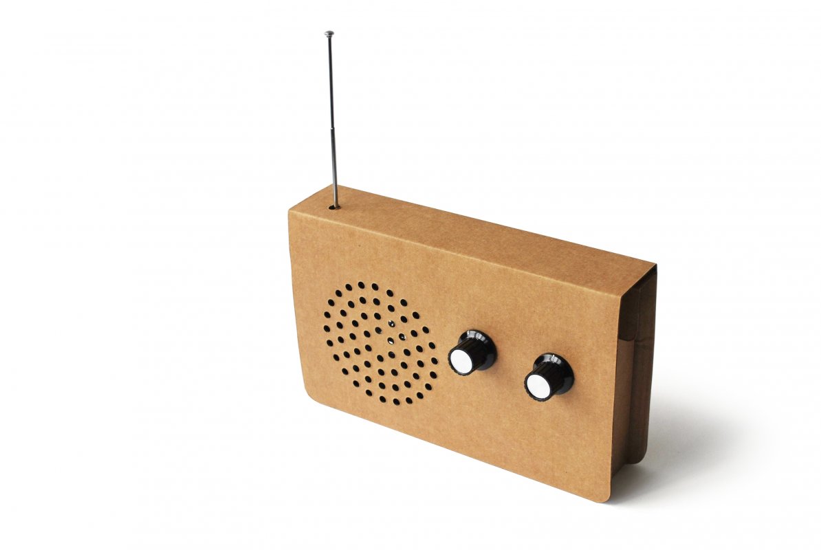 Cardboard Radio Card iPod speaker with great sound.