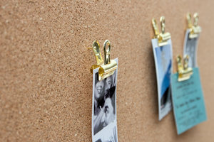 novelty gold push pins for gifts used with photos