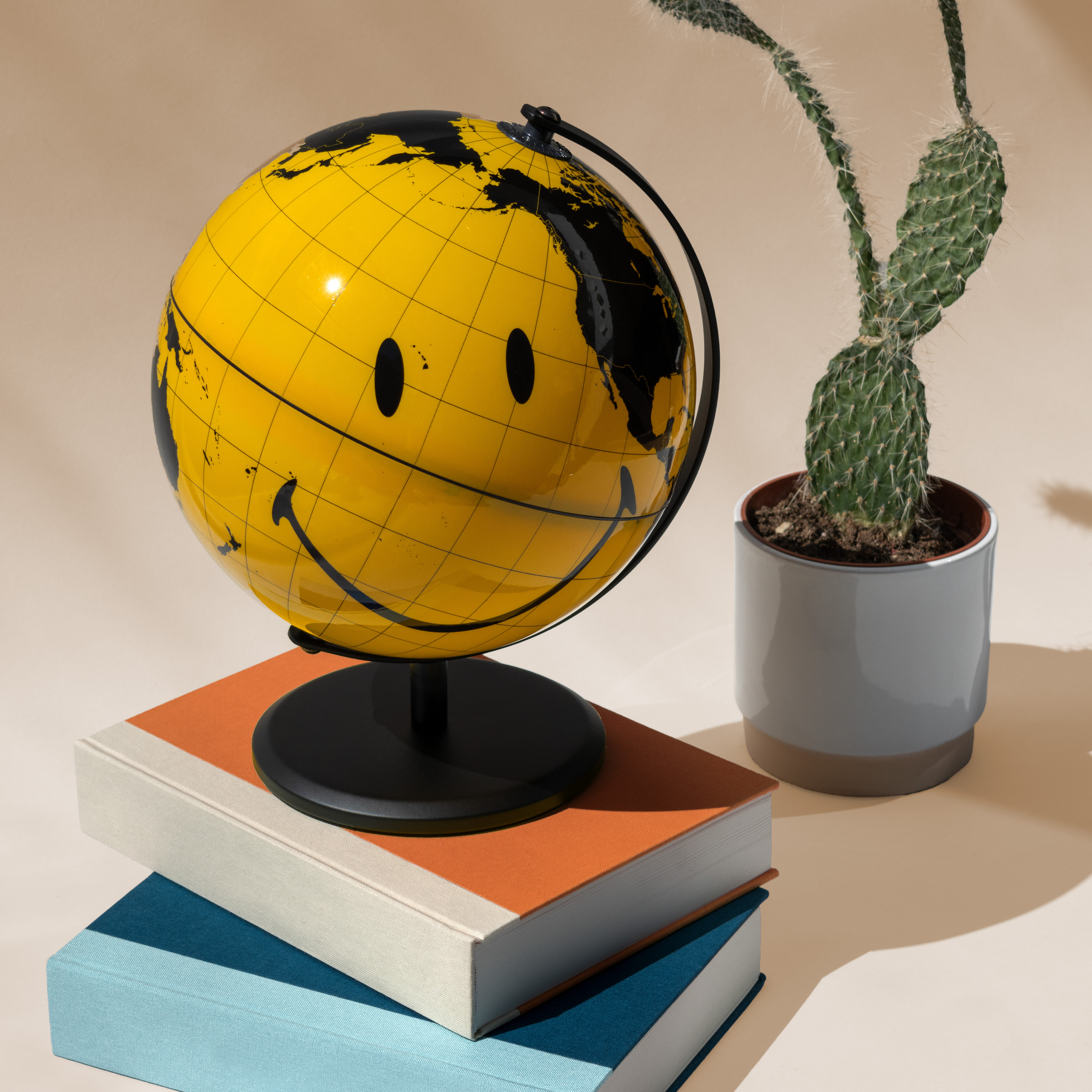 Smiley World Lifestyle