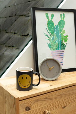 Smiley Mug and Clock