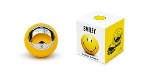 Smiley Bottle Opener Packaging
