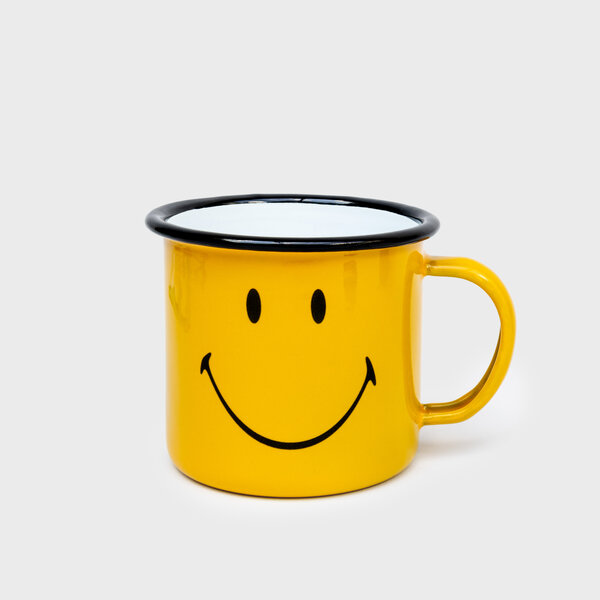 Smiley Enamel Mug | Enamelware for the Happy Camper.