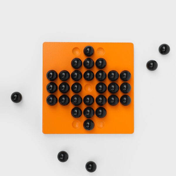 Solitaire Puzzle | BOXO Solitaire set and board in a box.