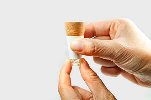 Twist the top to swicth Bottle Lights on and off