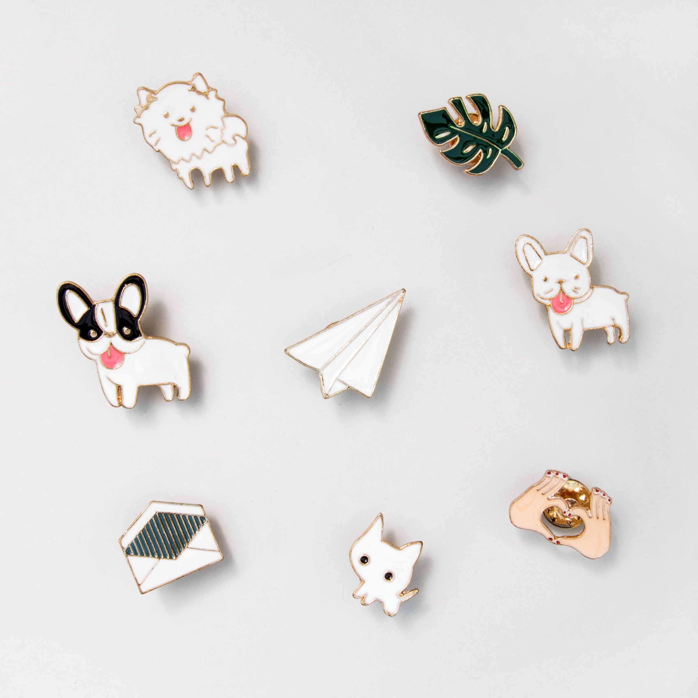 Enamel Pins : A curated selection of pins for all tastes.