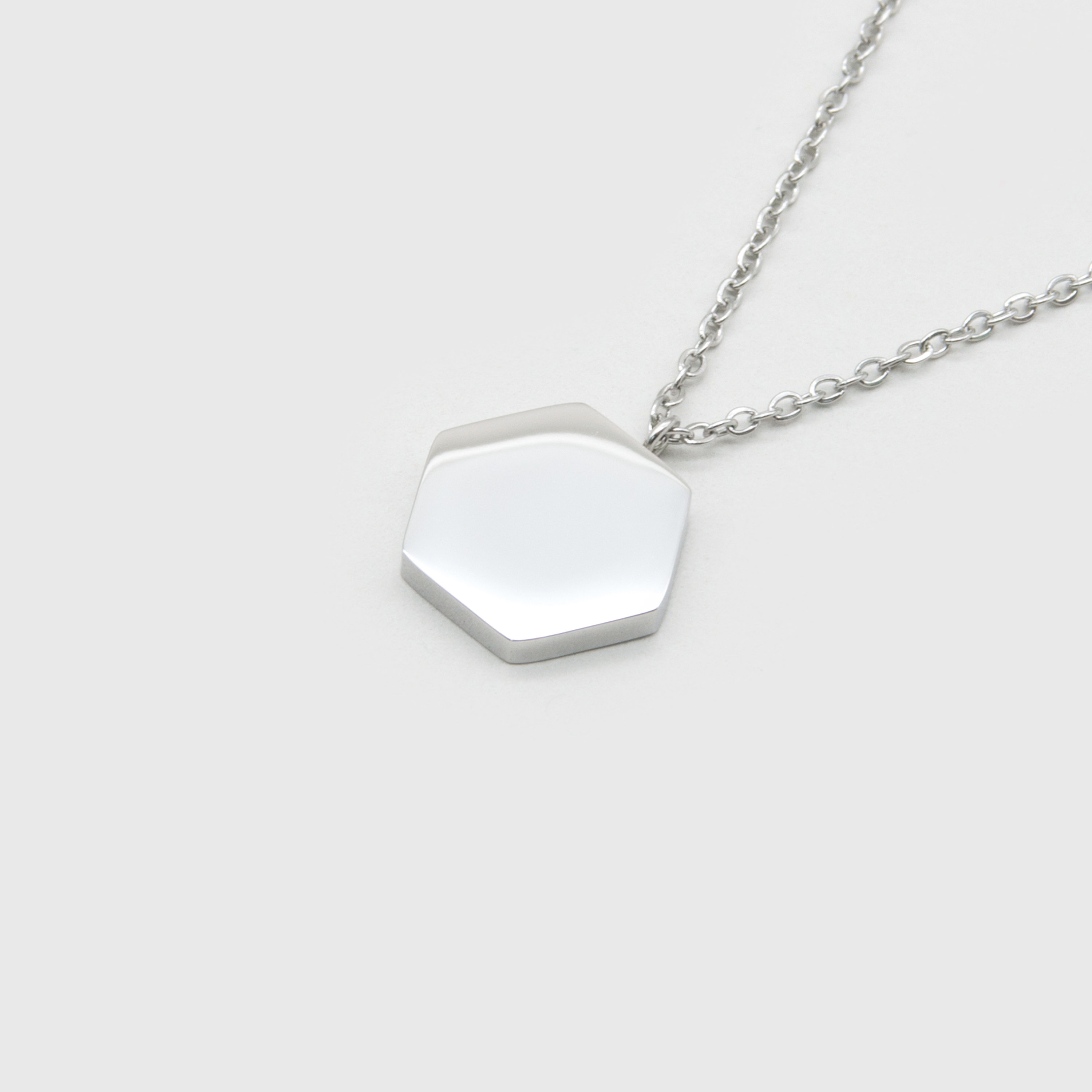 Kuku silver hexagon necklace