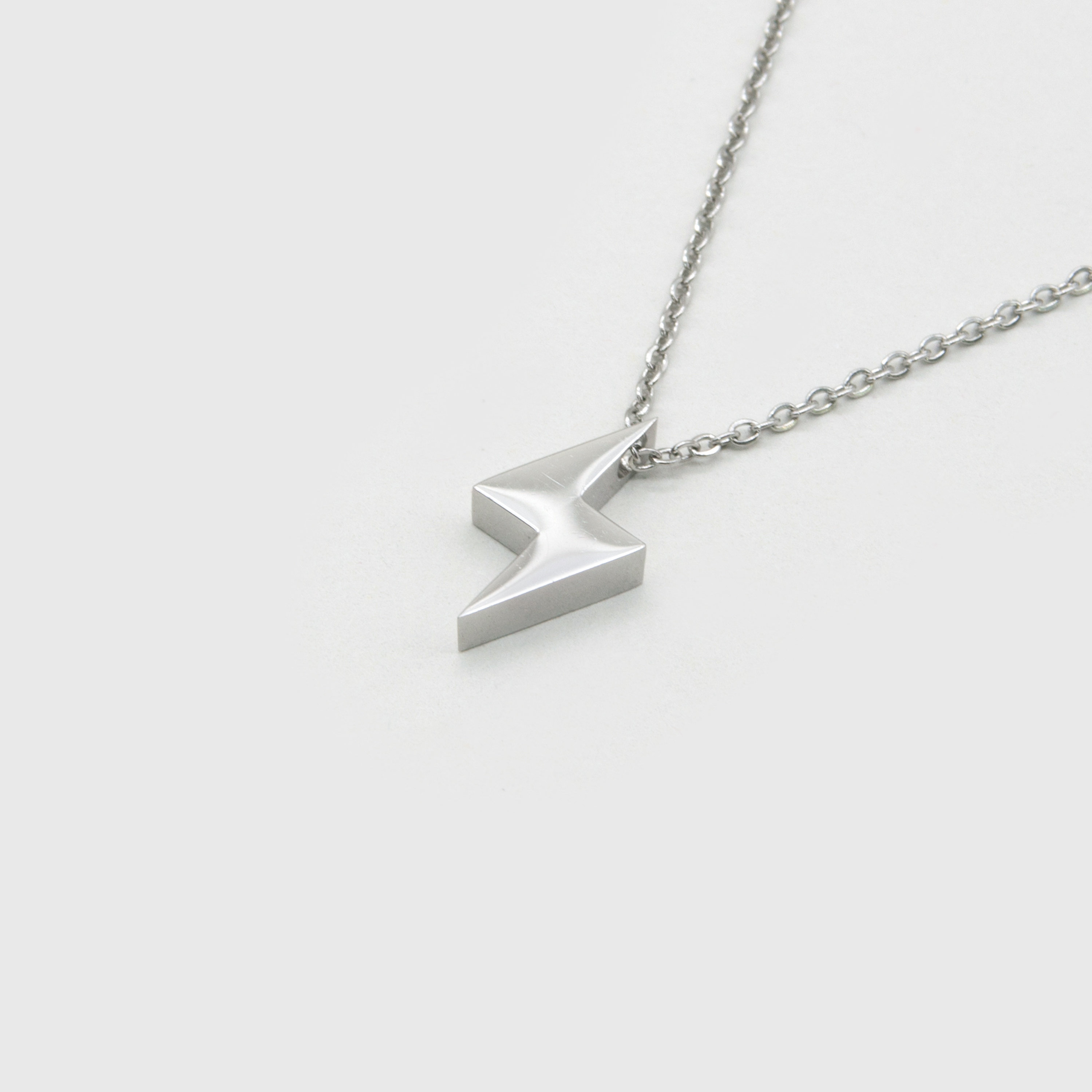 Kuku lightning necklace in silver