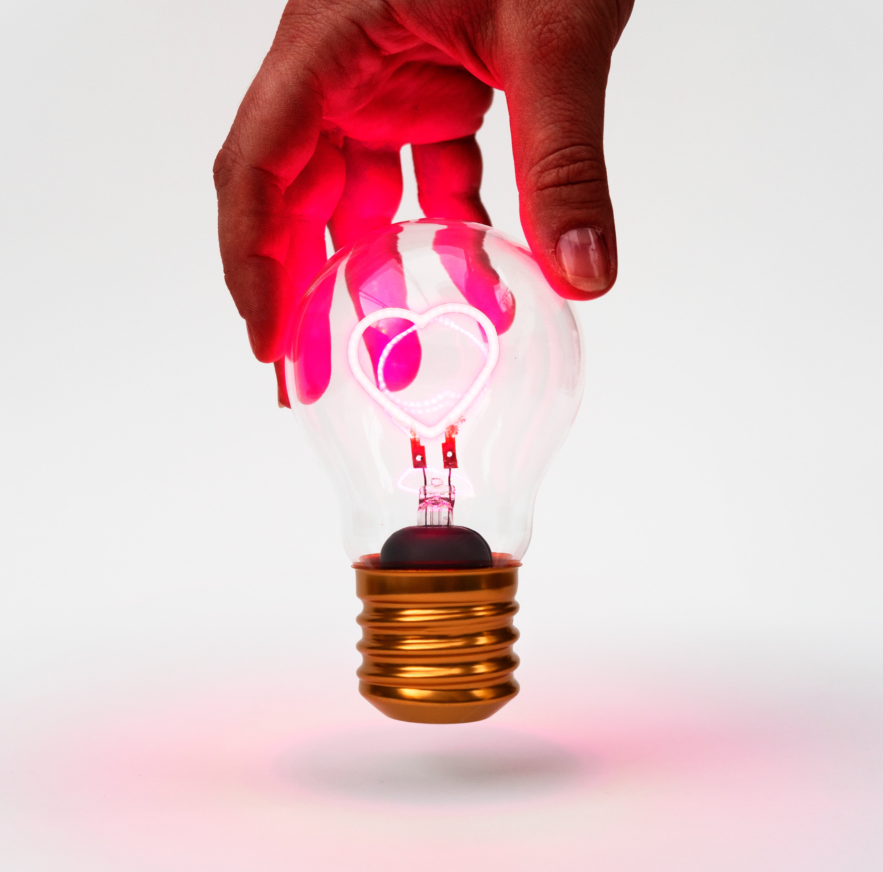 Cordless Neon Heart Lightbulb