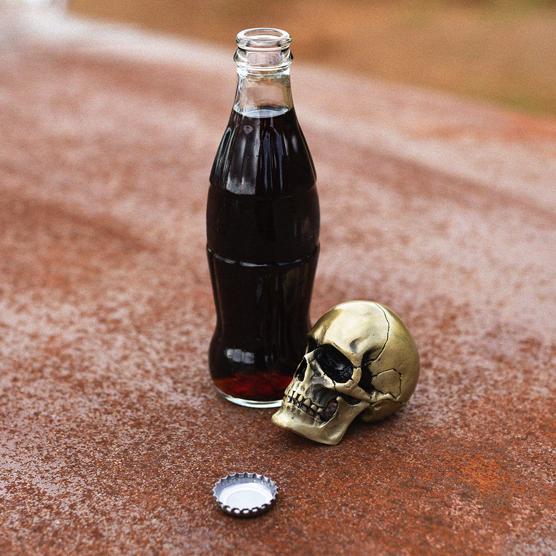 Iron & Glory Skull Bottle Opener Crack One Open