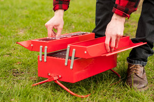 POrtable BBQ with spice rack