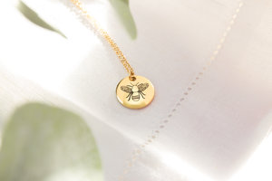 Kuku gold bee necklace 