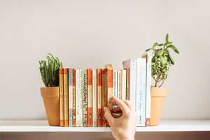 A cool alternative to typical book stands and bookracks