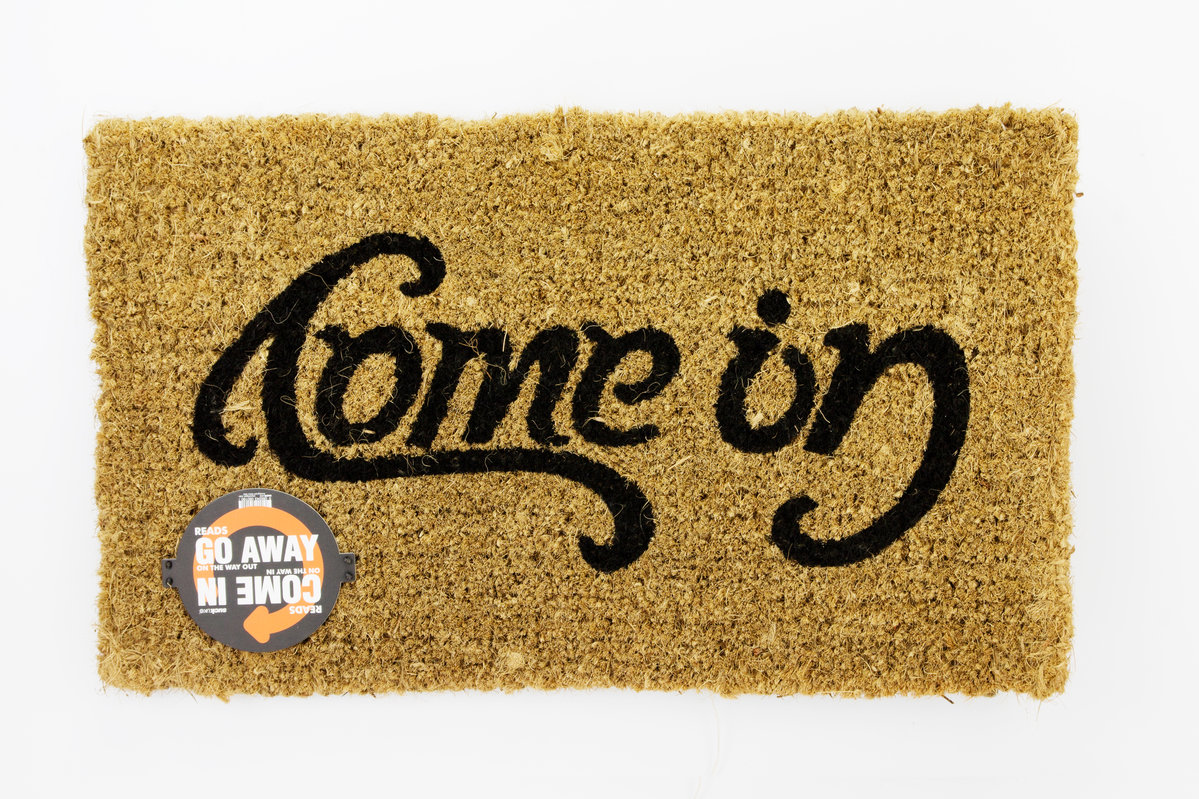 Go away on holiday. Go away Doormat. Коврик придверный Ambigram. Come in go away. Go away знак.