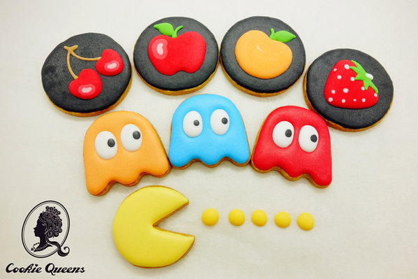 Pac Man Cookie Cutters : 1980s arcade influenced home baking.