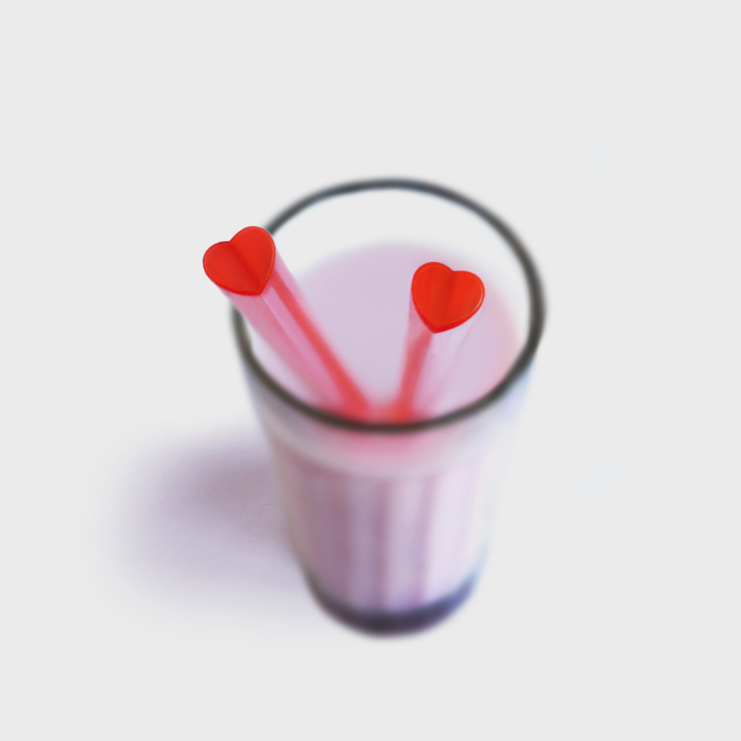 Heart Straws : Heart Shaped Drinking Straws.