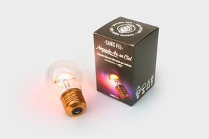 Cordless Rainbow Lightbulb and Pack (French)