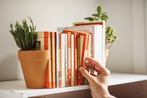 An ideal gift for the green fingered reader they won't fall over or spill any soil. 