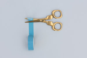 Novelty skull shaped scissors work-mates gifts secret santa