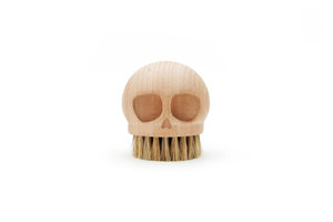 wooden skull shaped brush for nails and washing up