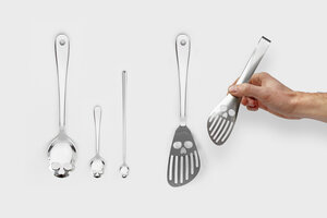 Skull Kitchenware by SuckUK