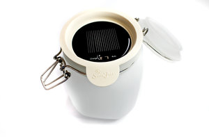 solar powered cookie jar lights opened