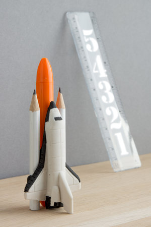 Detailed shuttle eraser for university students 