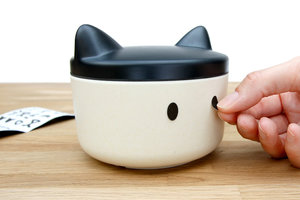 Small do food bowl easy to travel with perfect Christmas gift